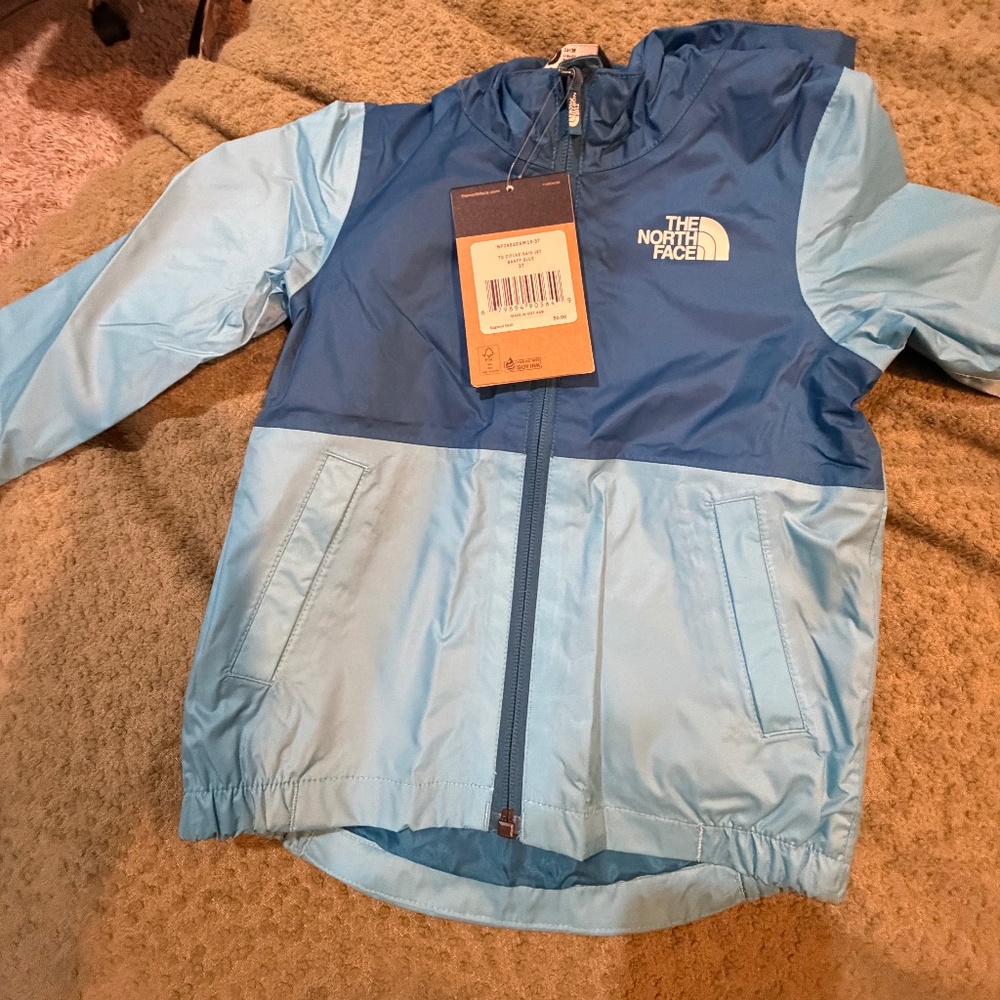 The North Face Kids’ Zipline Rain Jacket